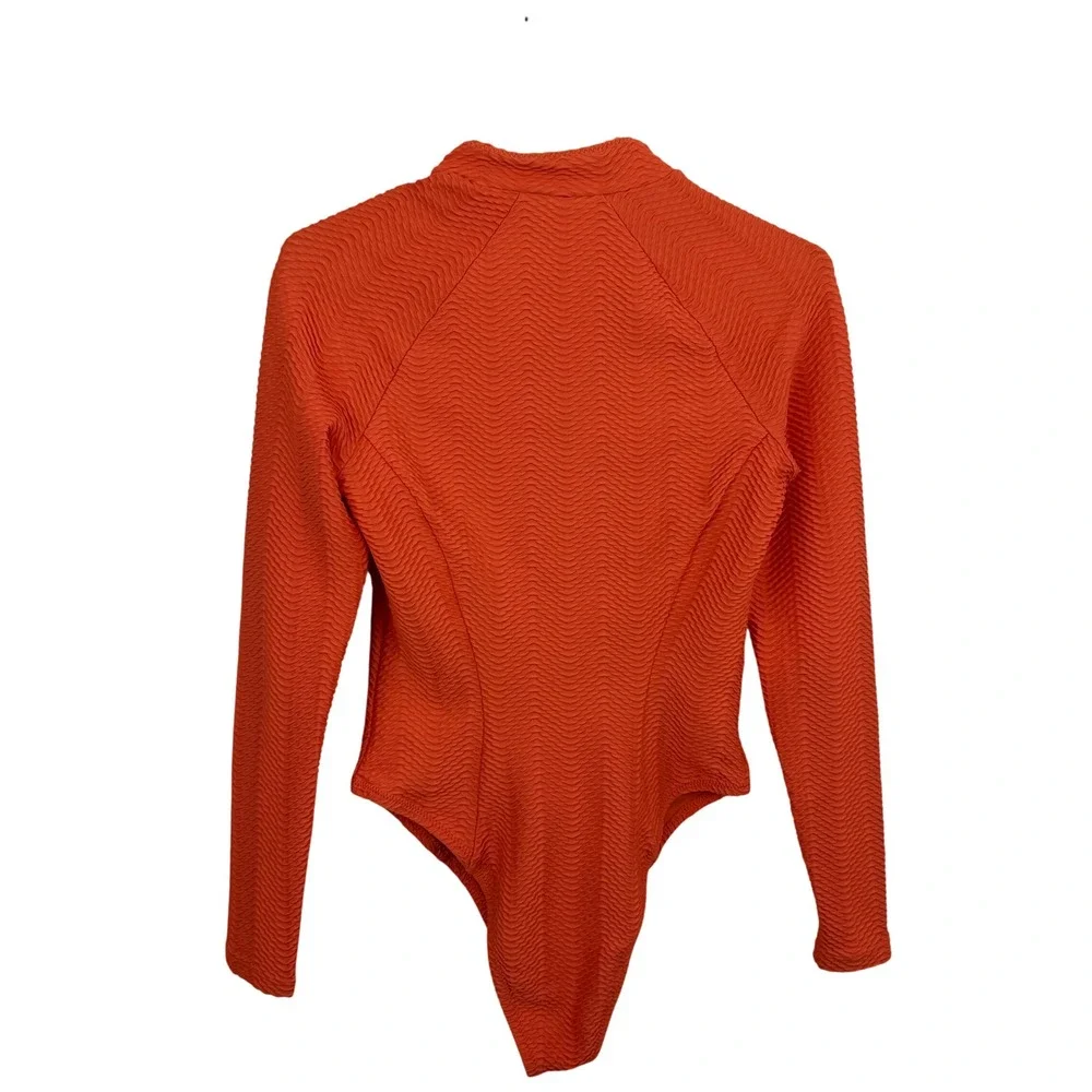GIGI C this listing